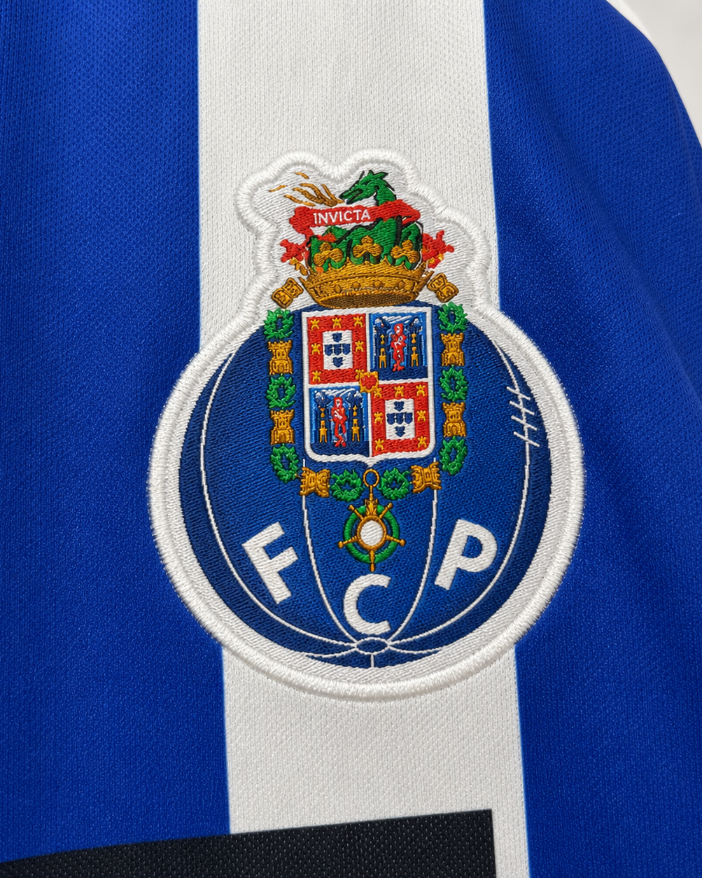 Colletto Porto jersey home 2013/14 con dettagli gialli