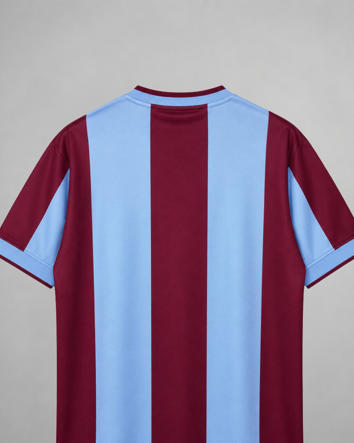 Aston Villa soccer jersey classica con design a strisce verticali
