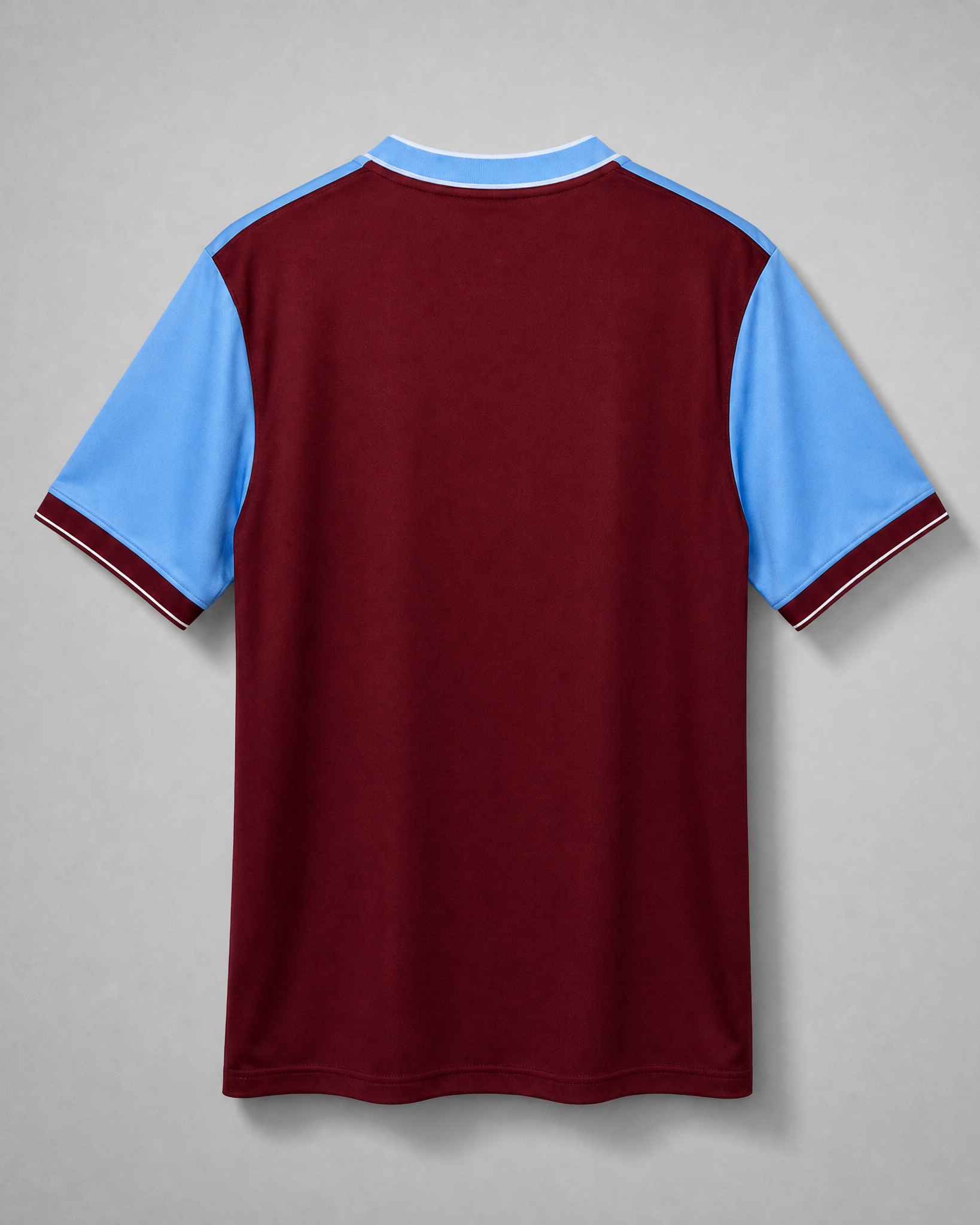 Retro Aston Villa jersey home 2009/10 vista frontale