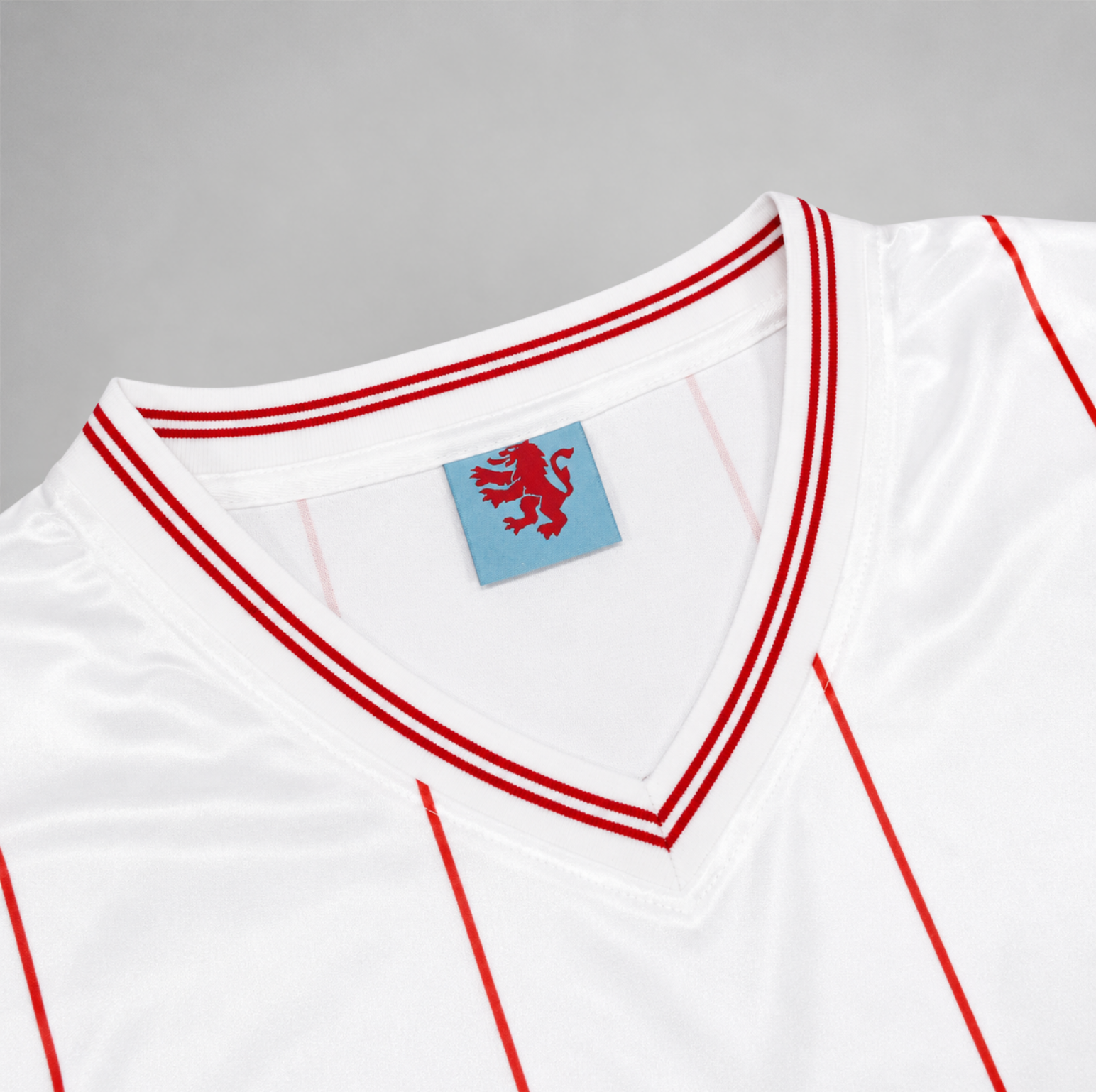 Aston Villa shirt away 1982/83 con dettagli granata e azzurri