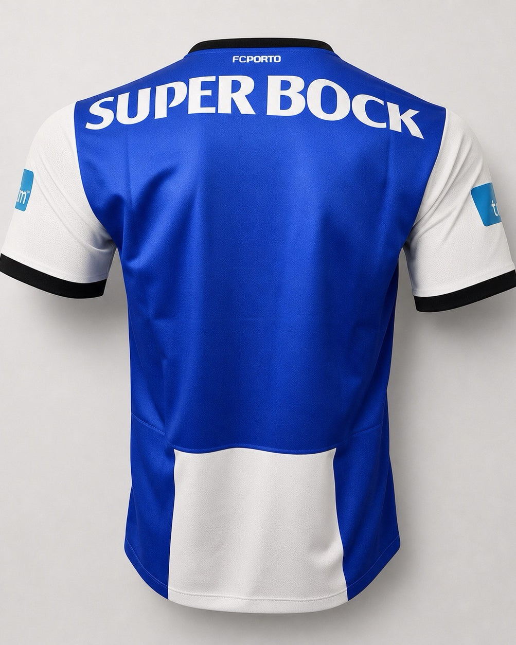 Frontale Porto jersey home 2012/13 design moderno rétro