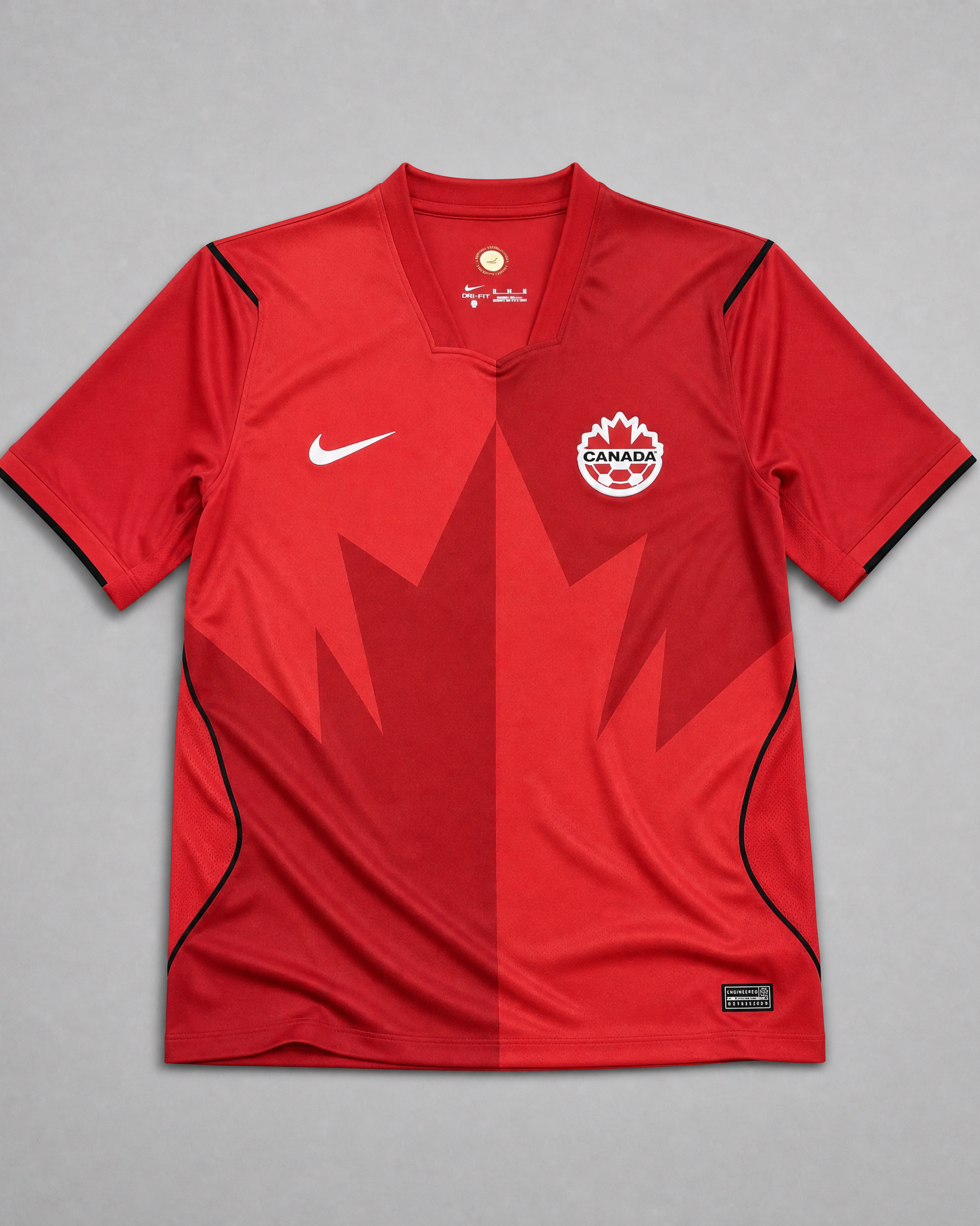 Canada Maglia Home 2026 World Cup vista frontale con design rosso e dettagli grafici ispirati al Canada
