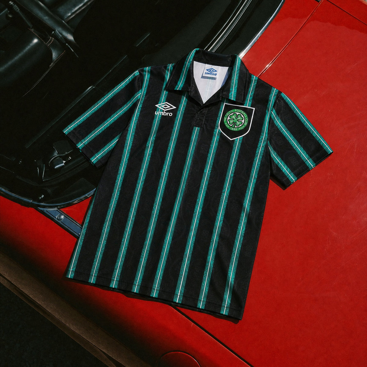 Dettaglio stemma Celtics maglia rétro 1992/93