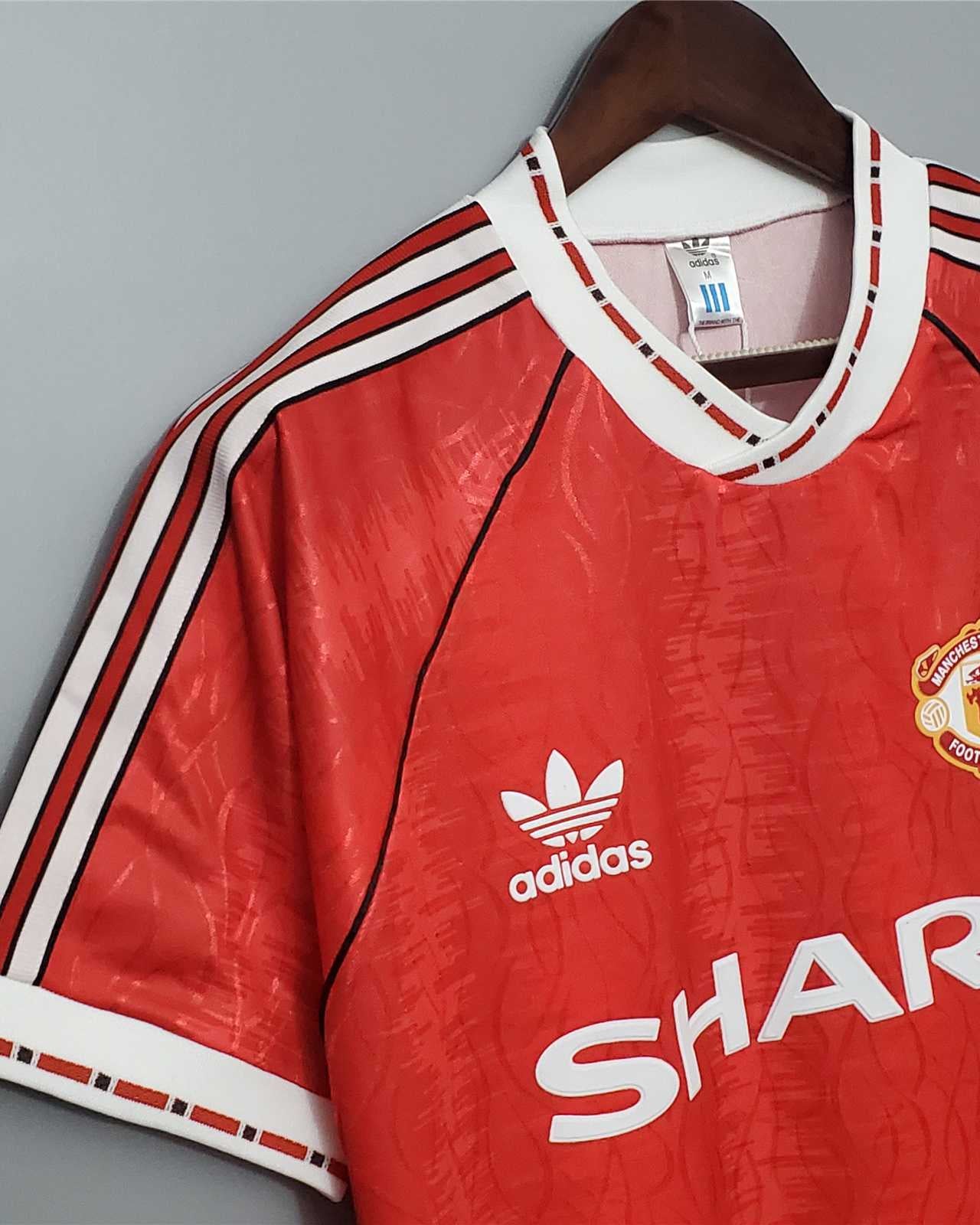 Colletto con lacci maglia Manchester United 1991/92 vintage dettaglio