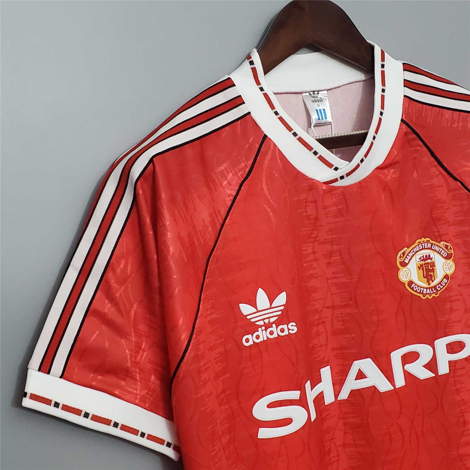 Colletto con lacci maglia Manchester United 1991/92 vintage dettaglio