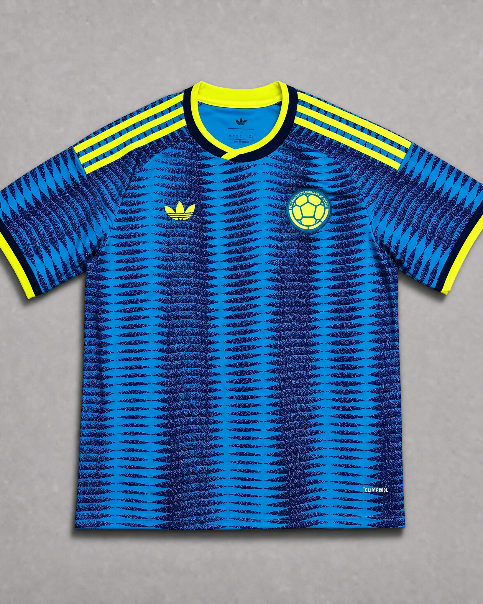 Colombia maglia away 2026 World Cup celeste vista frontale design moderno nazionale