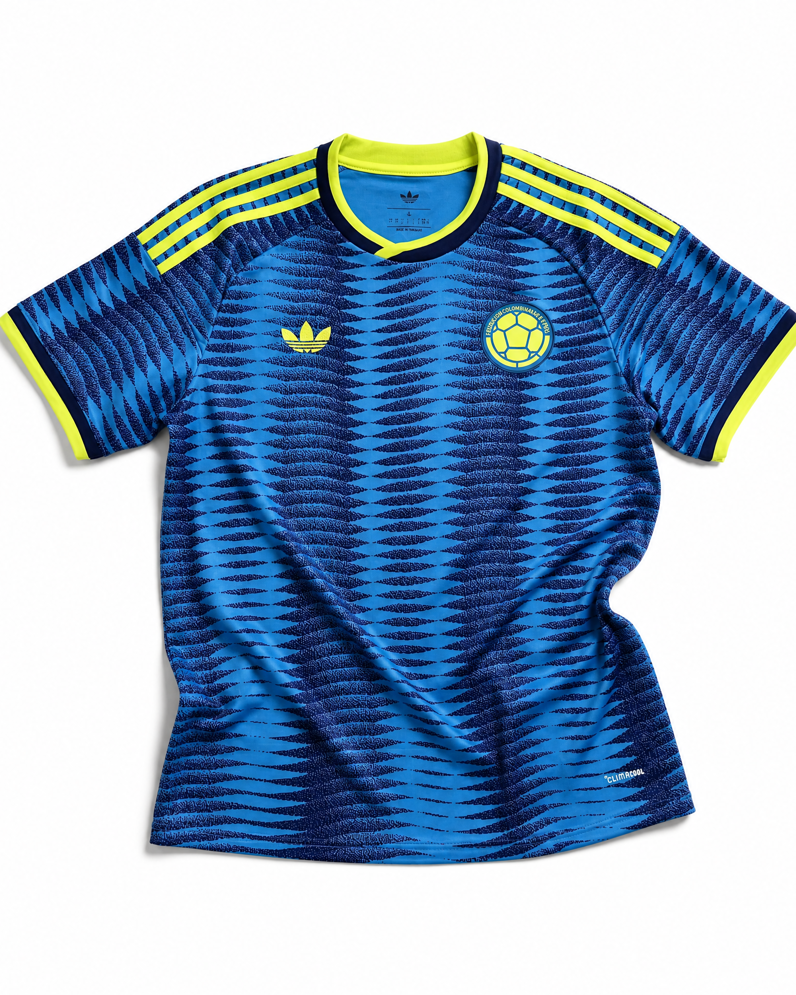 Colombia maglia away 2026 World Cup celeste vista frontale design moderno nazionale