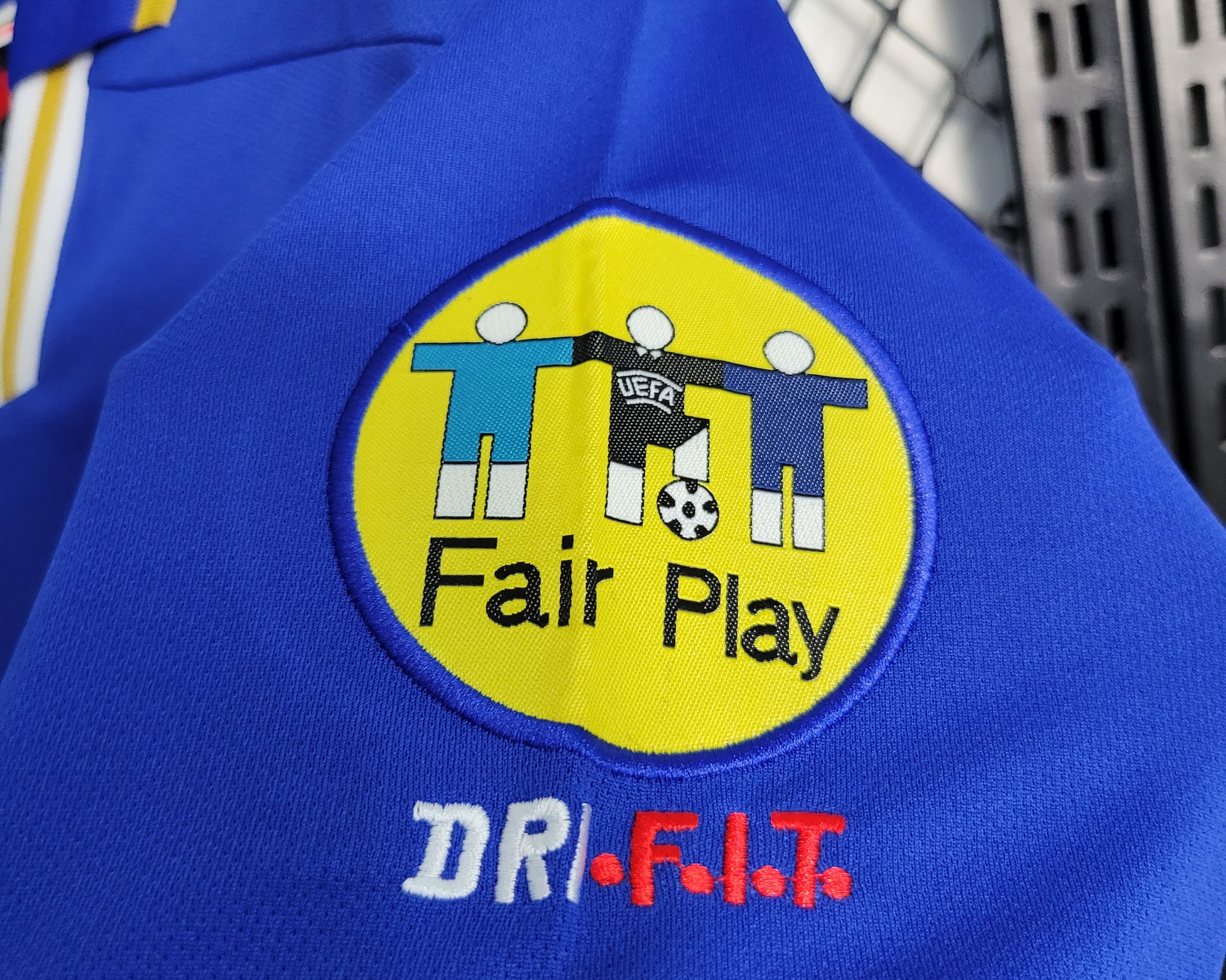 Dettaglio Fair play stemma Italia 1996.