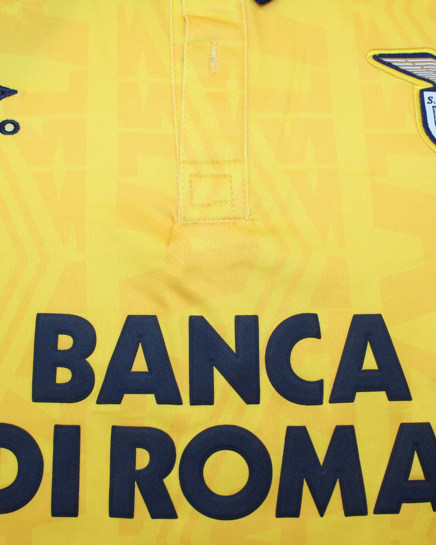 Dettaglio texture geometrica maglia Lazio 1993/94 away