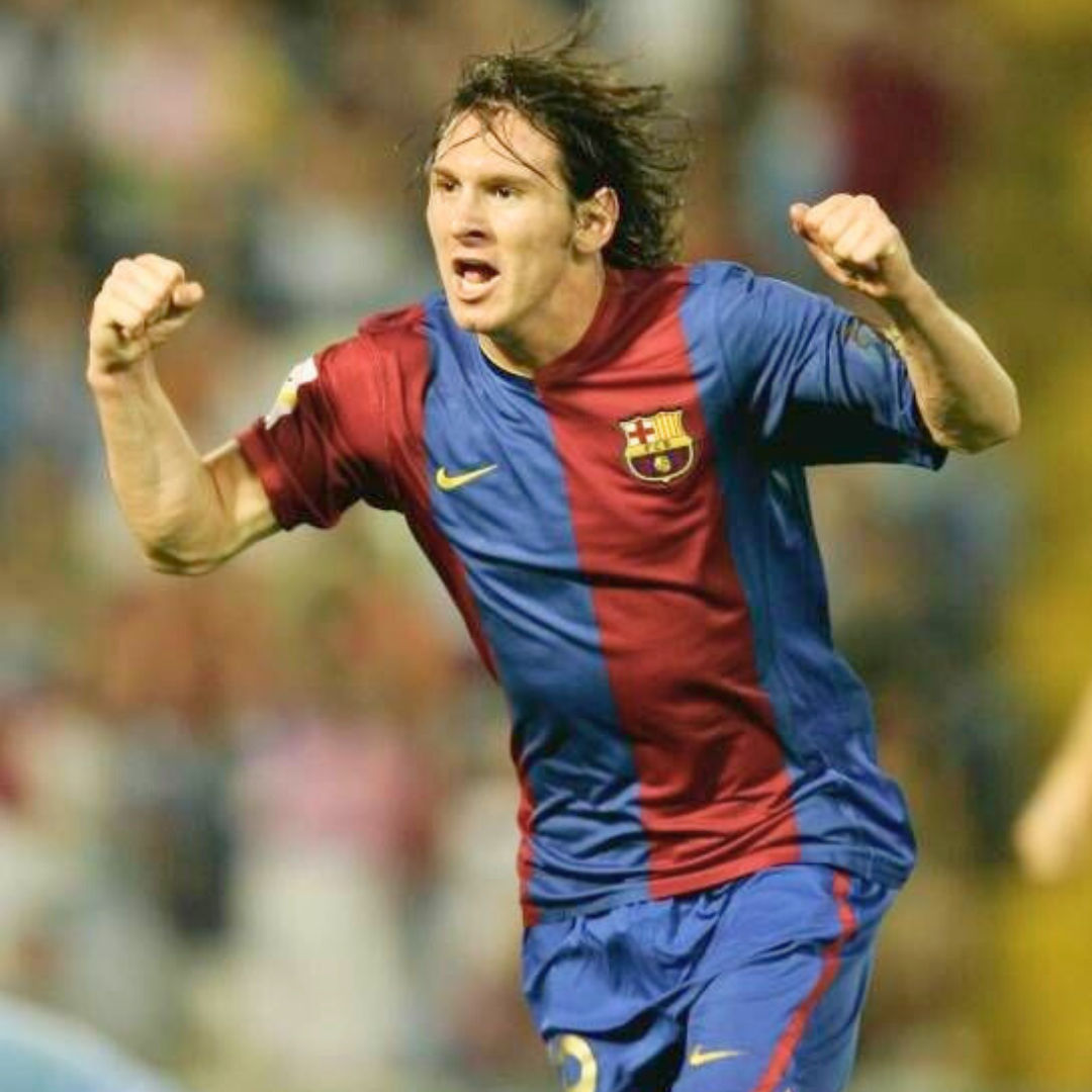 Lionel Messi Barcellona 2006/07 in azione con maglia home blaugrana