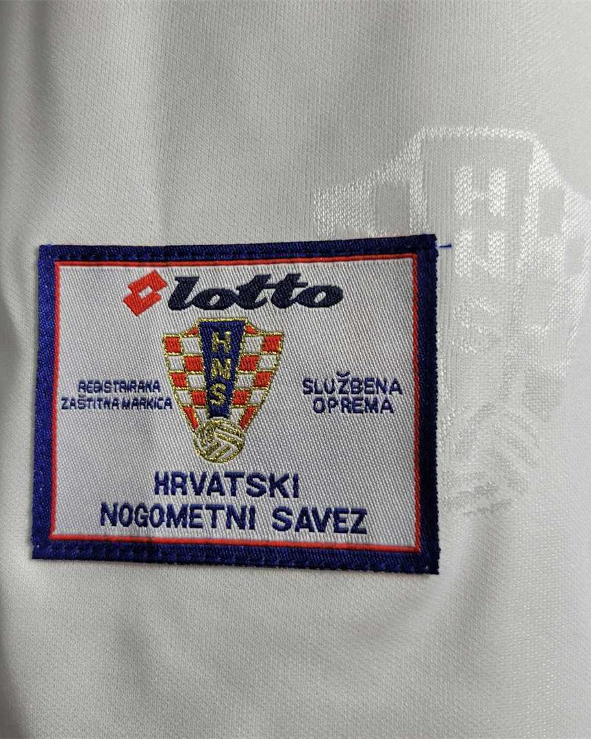 Logo Lotto su maglia Croazia 1998 dettaglio