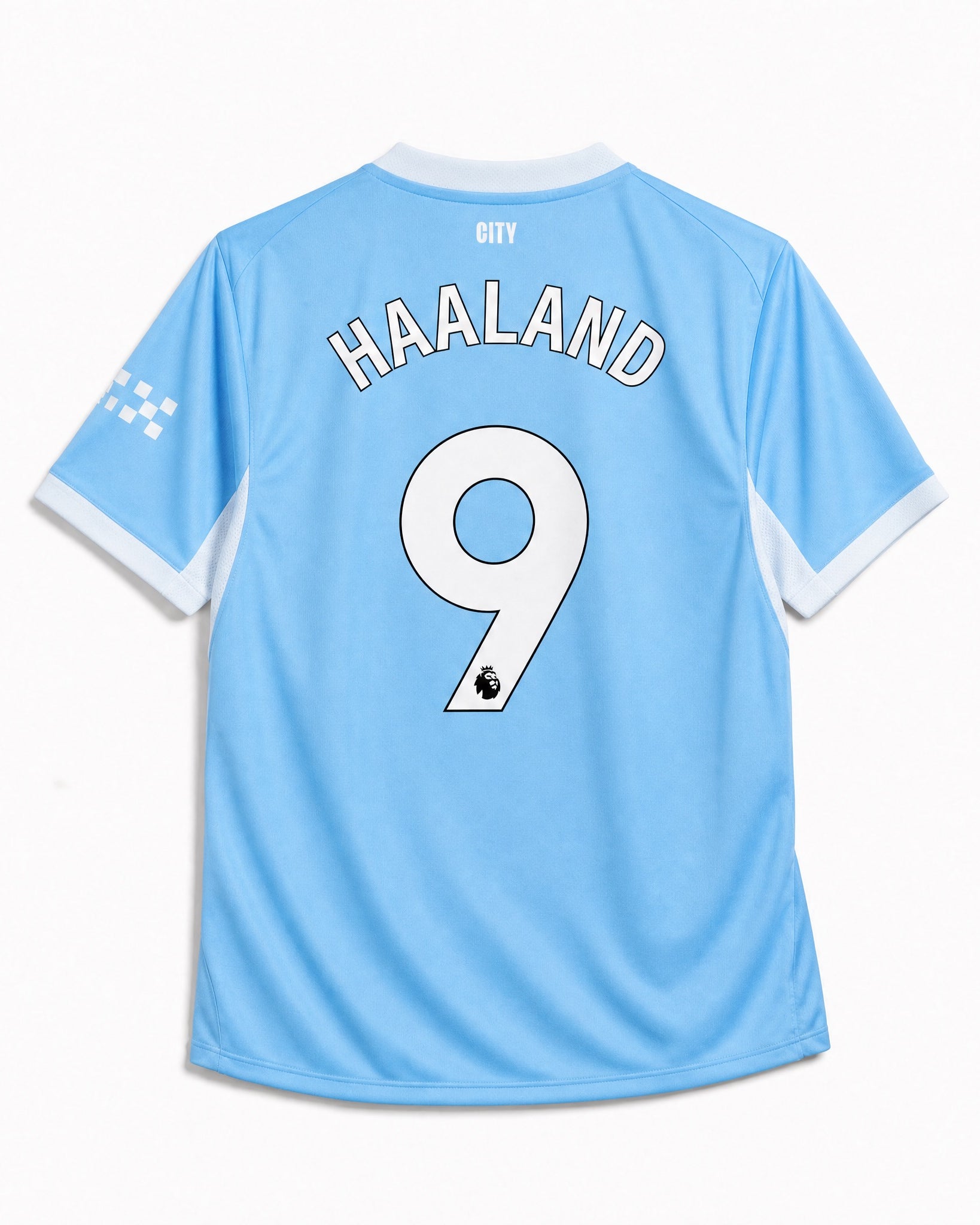 Dettaglio nome Haaland e numero 9 su maglia Manchester City azzurra 2026/27