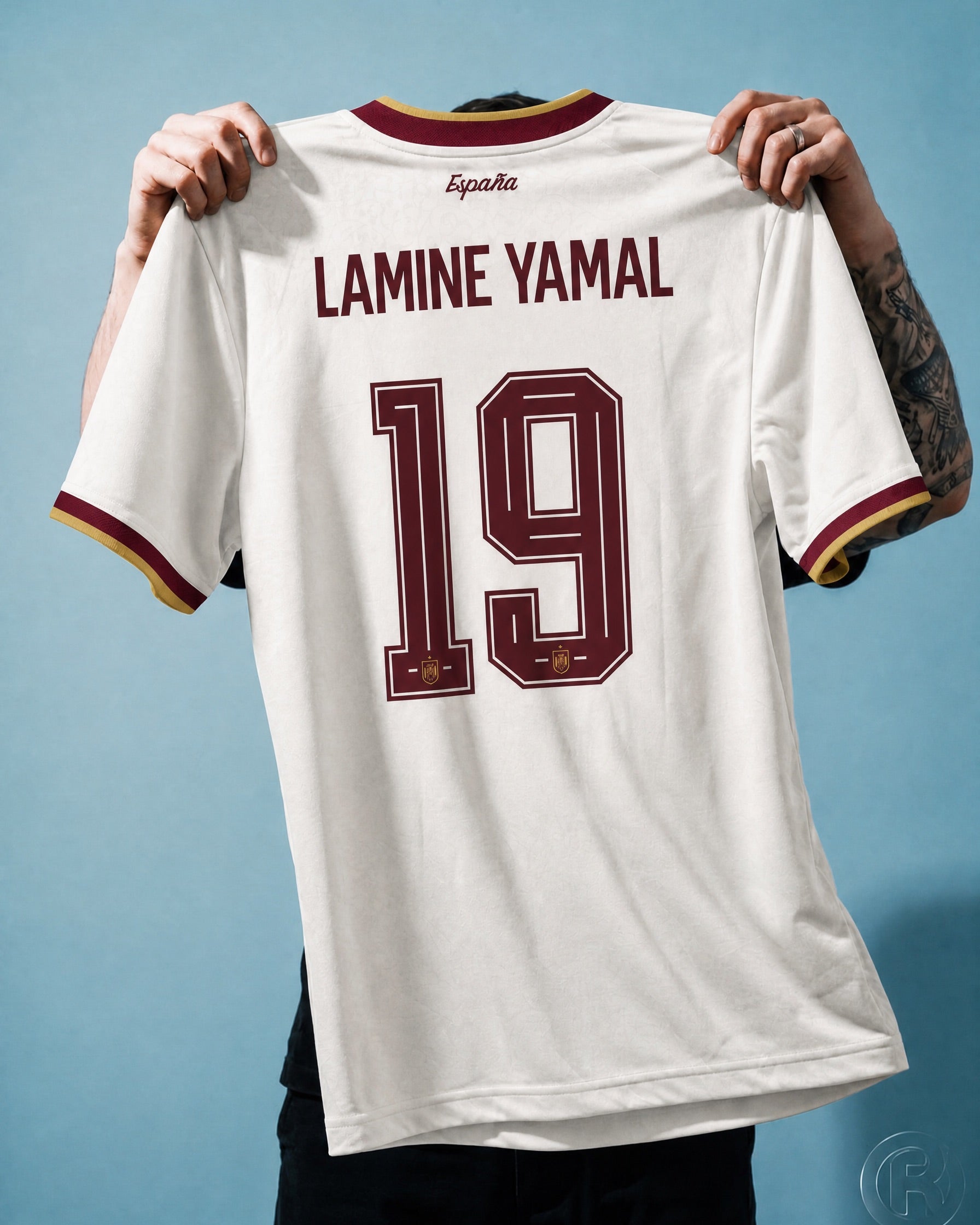 Vista posteriore della maglia Spagna Away 2026 con personalizzazione Lamine Yamal numero 19.