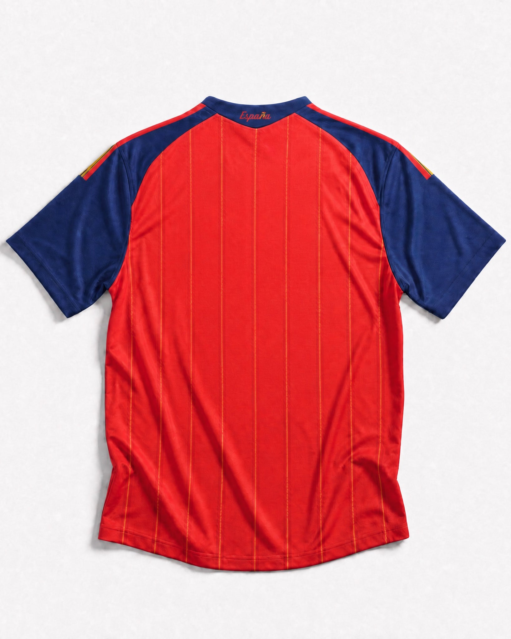 Dettaglio maglia Spagna 2026 Yamal numero 19 retro jersey calcio