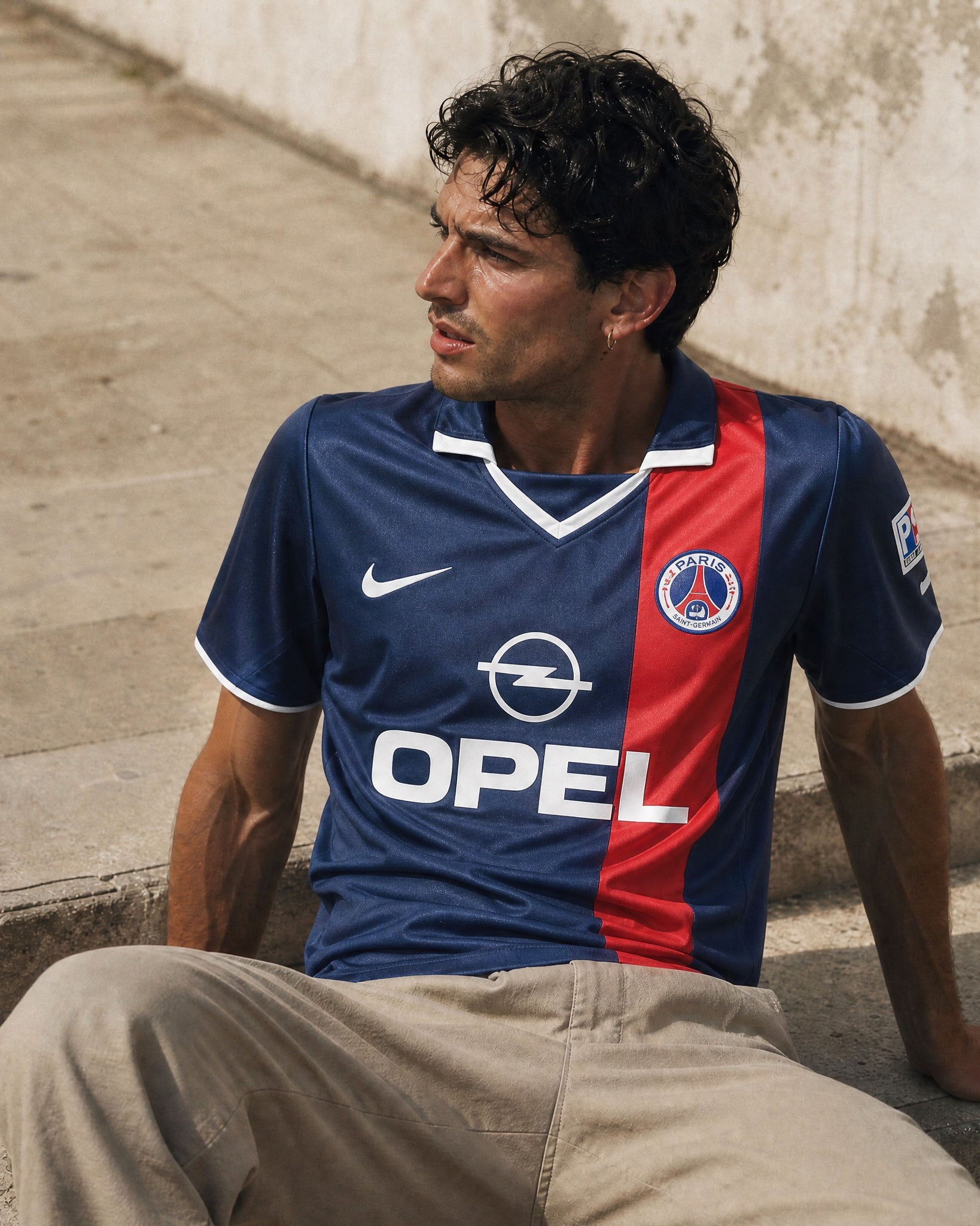 Maglia PSG home 2001/02 fronte blu con banda rossa sponsor Opel