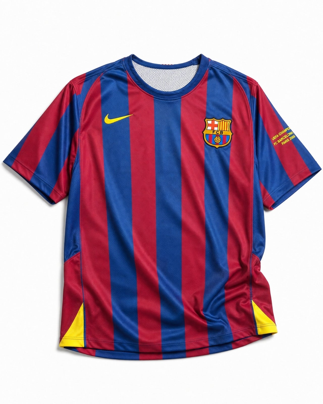 Ronaldinho con maglia Barcellona Home 2005/06 durante partita Champions League