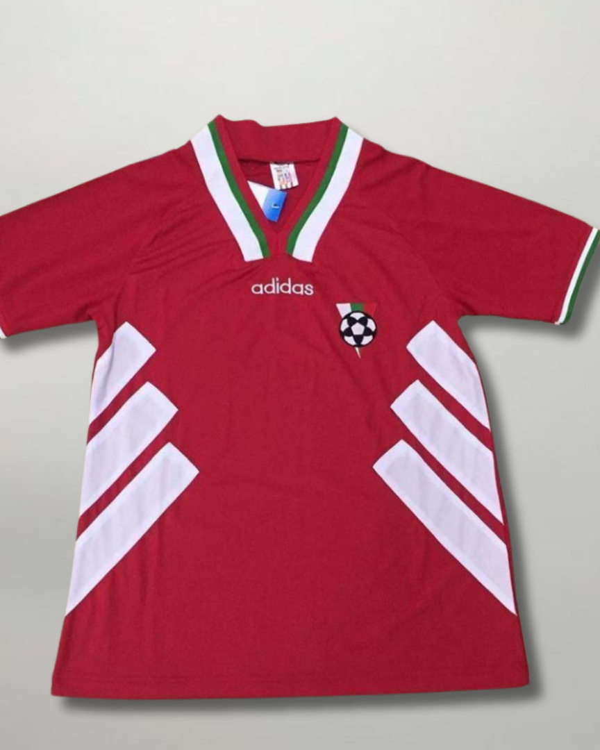 Maglia Bulgaria Away 1994 rossa Adidas con dettagli bianchi e verdi