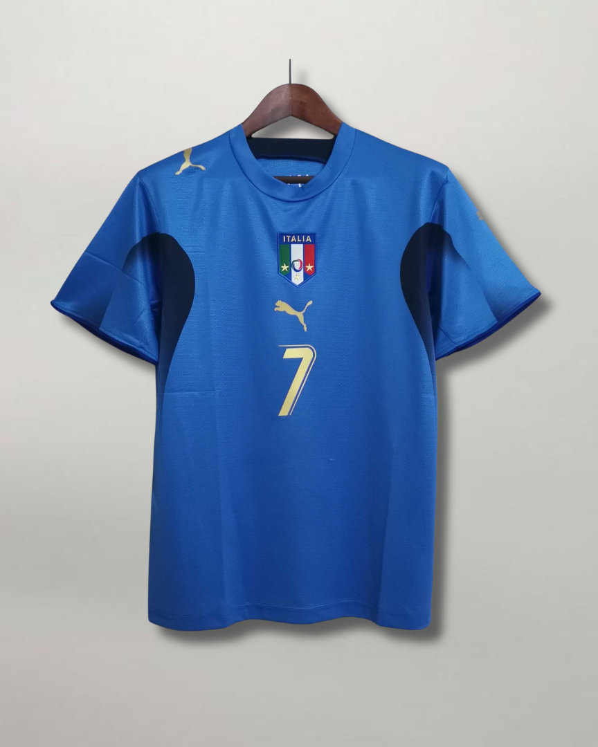Maglia Italia 2006 home azzurra Puma vista frontale stemma FIGC