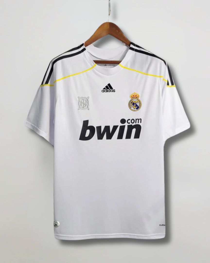 Maglia Real Madrid 2009/10 home bianca vista frontale con sponsor Bwin