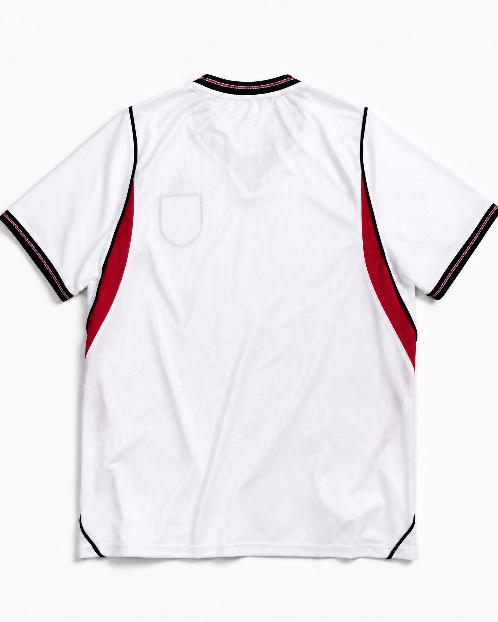 Retro della maglia bianca della nazionale inglese 2026 con rifiniture scure e rosse sul colletto