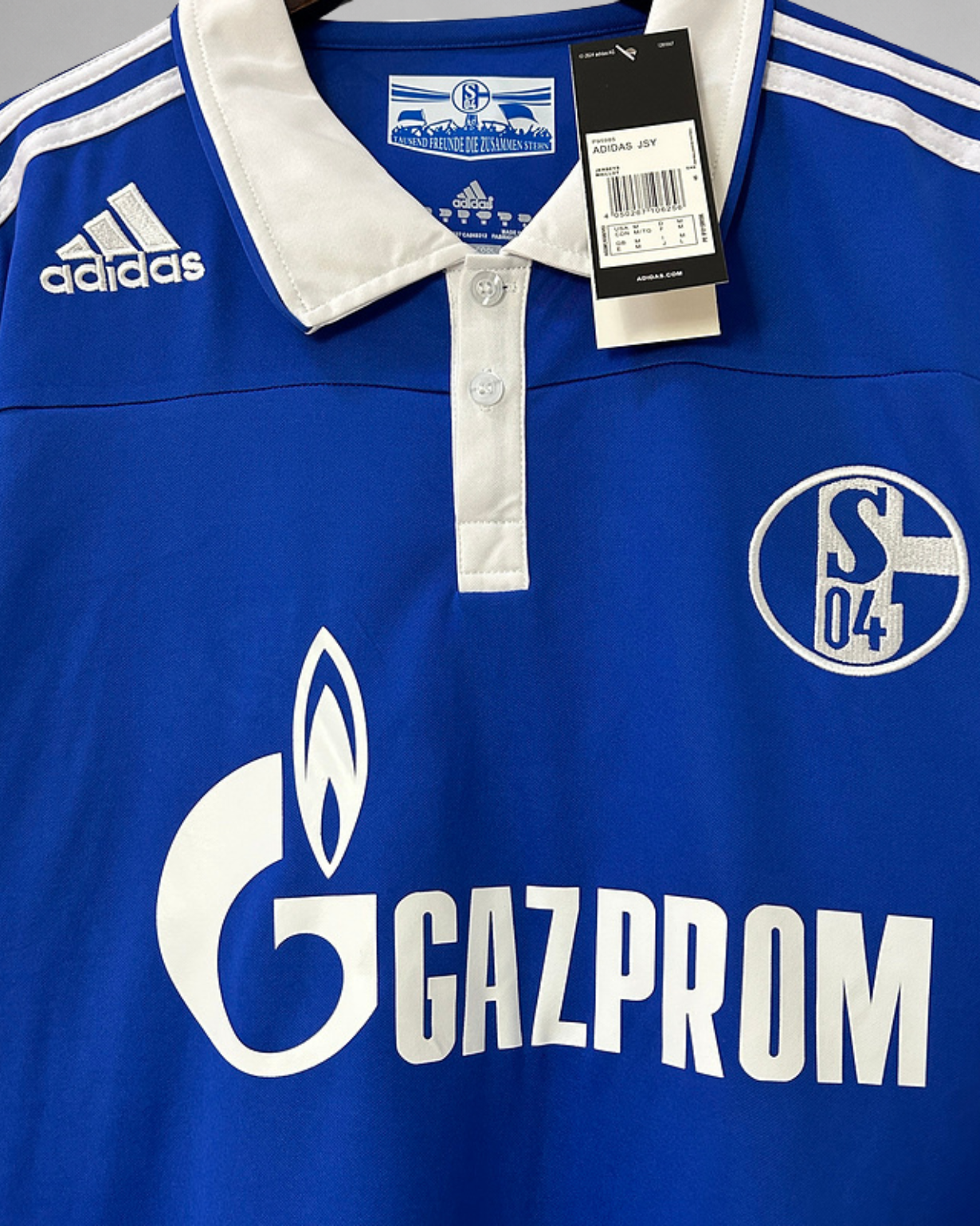 Schalke 04 shirt home 2010/11 con dettagli bianchi classici
