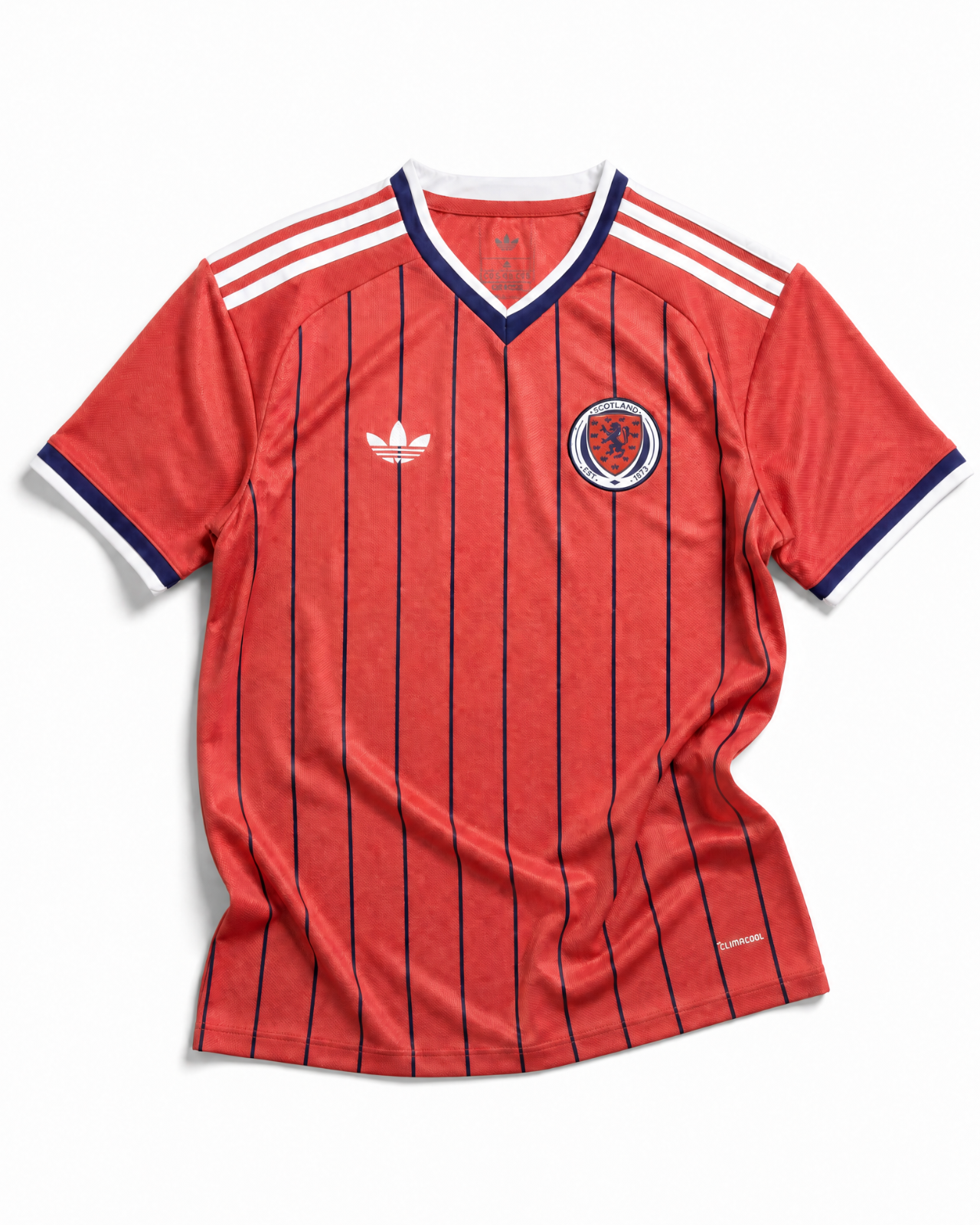 Maglia Scozia Away 2026 World Cup vista frontale design scuro pattern scozzese moderno