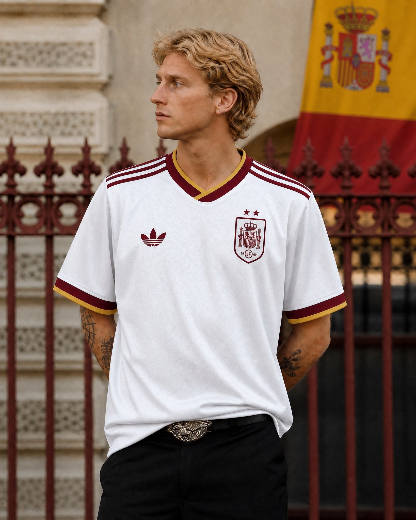 Maglia Away Spagna 2026 ispirata alla vittoria mondiale con design elegante e minimalista.