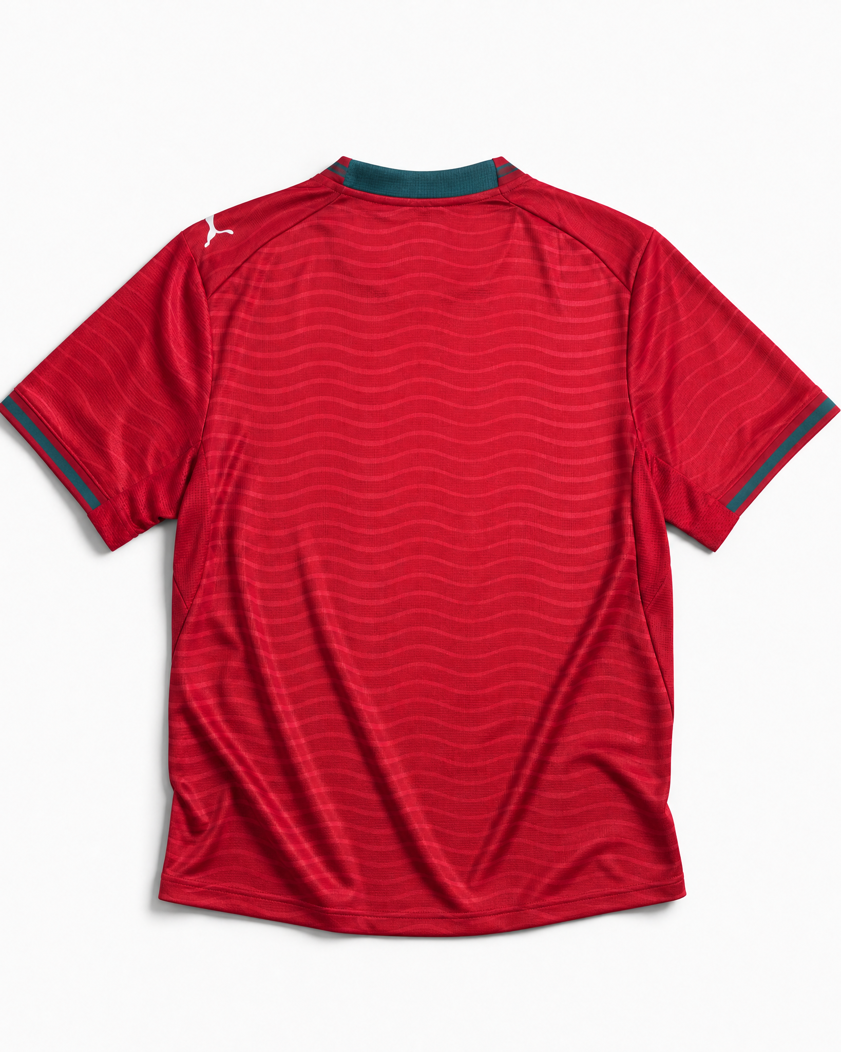Vista posteriore della maglia rossa nazionale portoghese 2026 con tessuto tecnico traspirante
