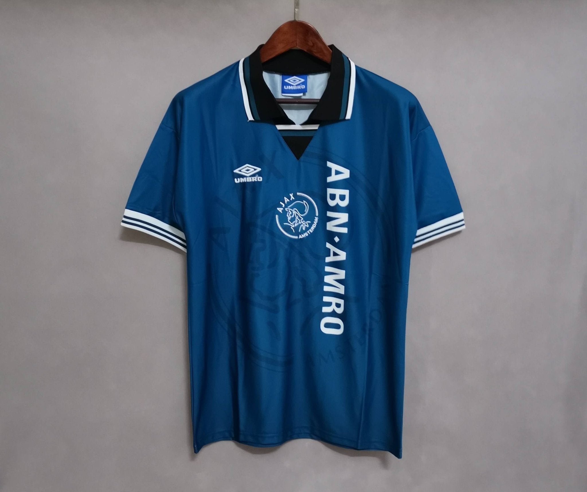 Ajax Maglia Away 1995/96 - Retro Soccer Kit