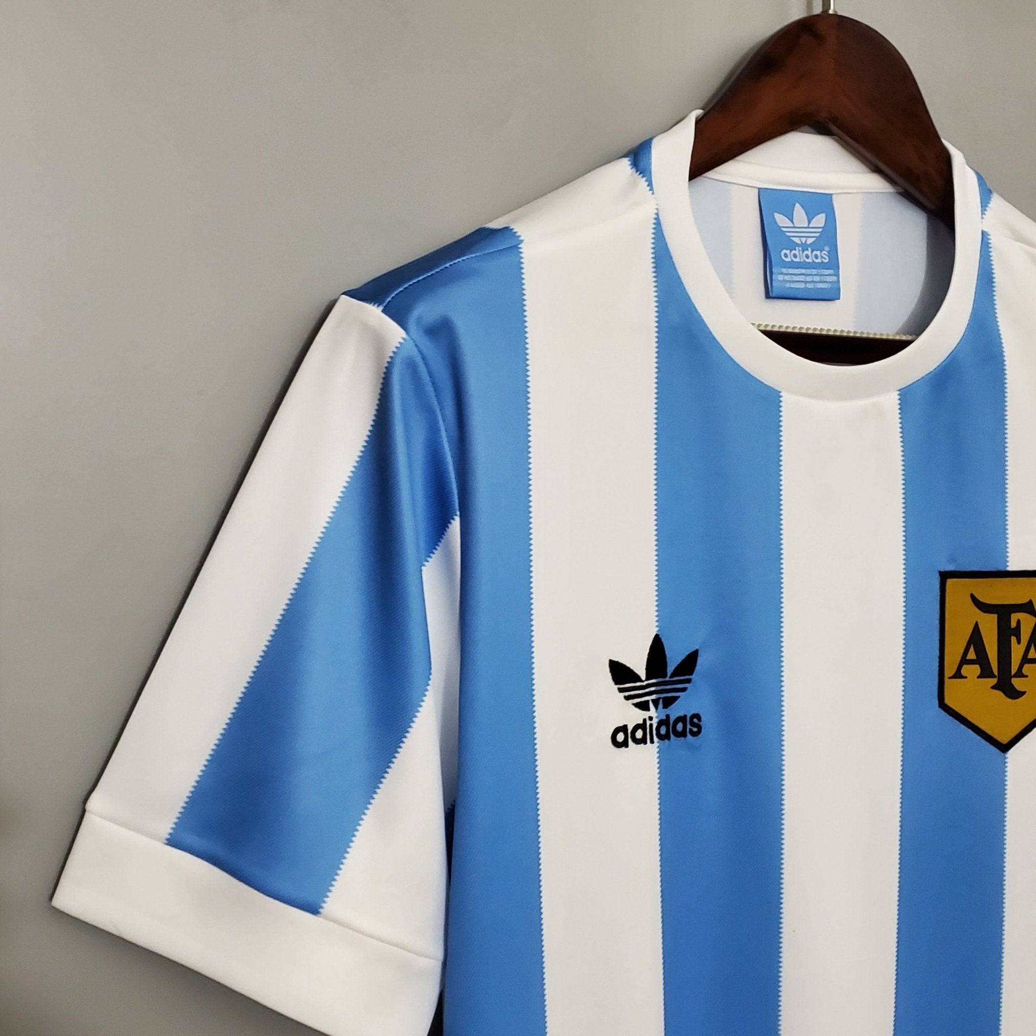 Argentina Maglia Home 1978 Vittoria Mondiali - Retro Soccer Kit