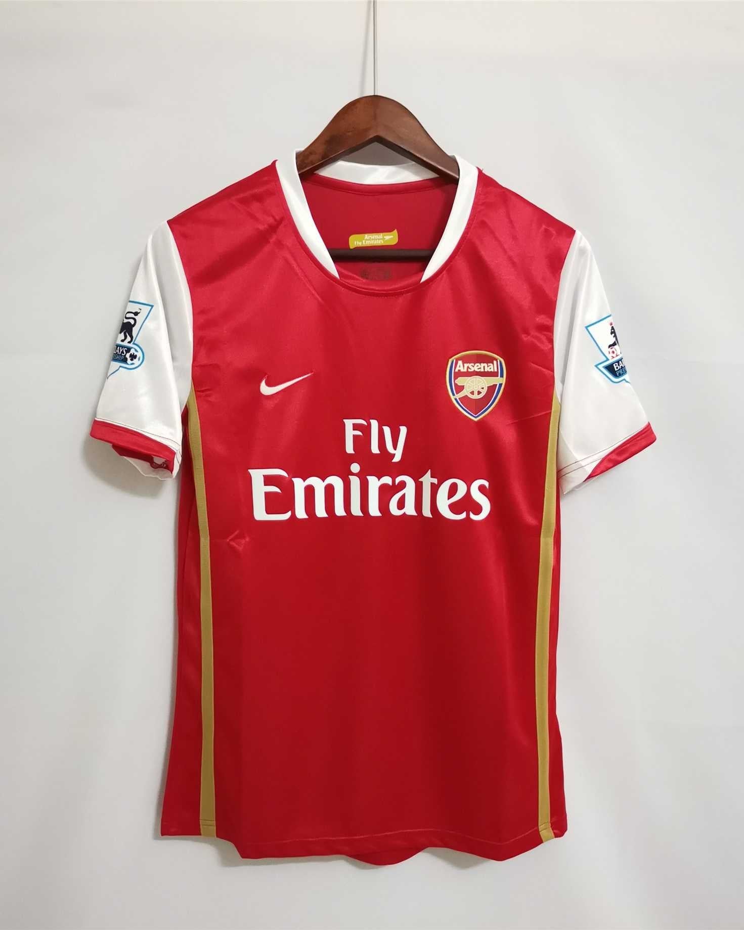Arsenal 2007 + Arsenal 2006 + Arsenal 2004 - Retro Soccer Kit