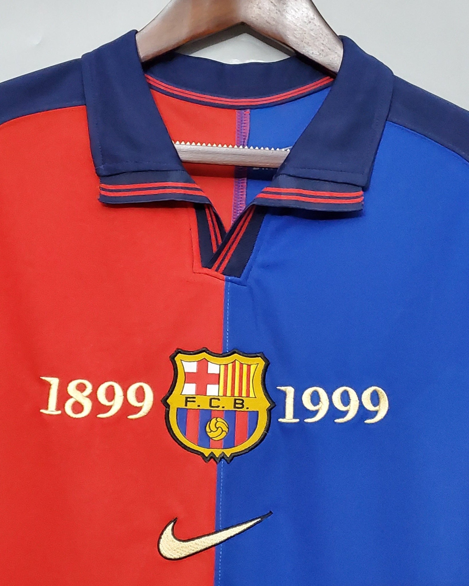 Barcellona Maglia Home 100th Anniversary - Retro Soccer Kit
