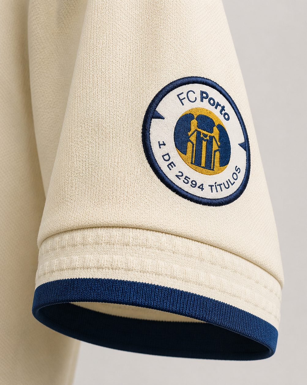 Jersey Porto speciale con dettagli vintage eleganti