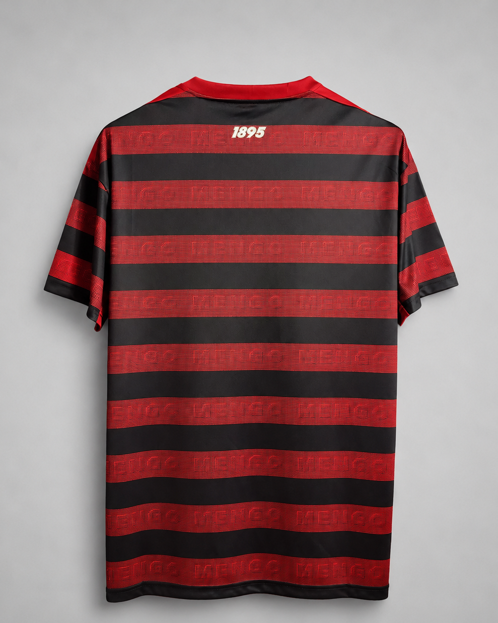 Dettaglio frontale Flamengo jersey 2018/19 con bande orizzontali sottili
