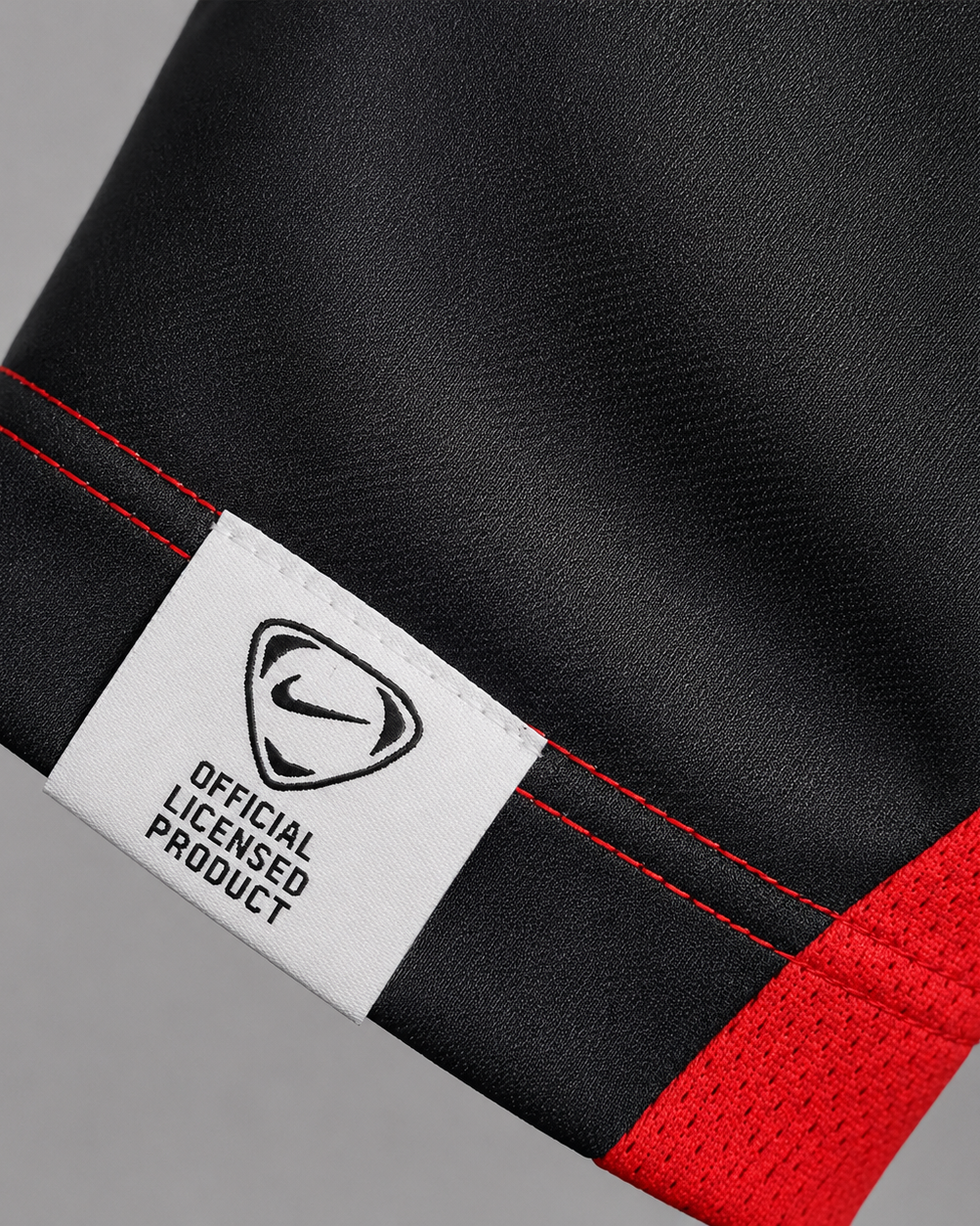 Retro jersey Flamengo 2007/08 con dettagli dorati