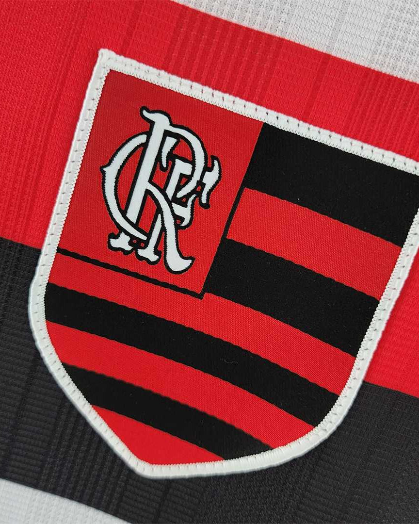 Dettaglio stemma Flamengo retro jersey anni 90