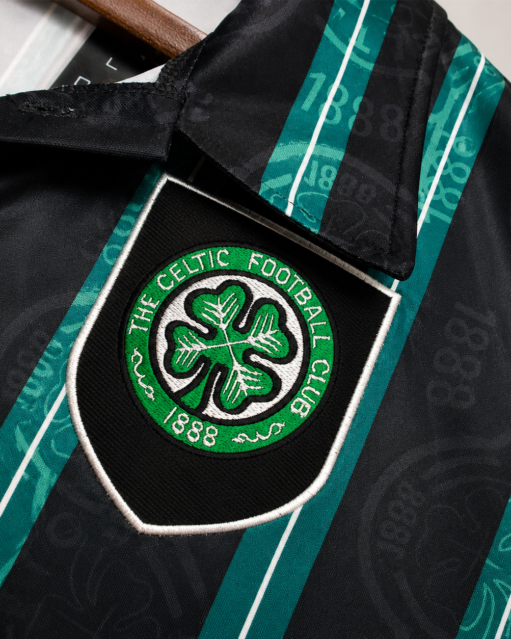 Dettaglio stemma Celtics maglia rétro 1992/93