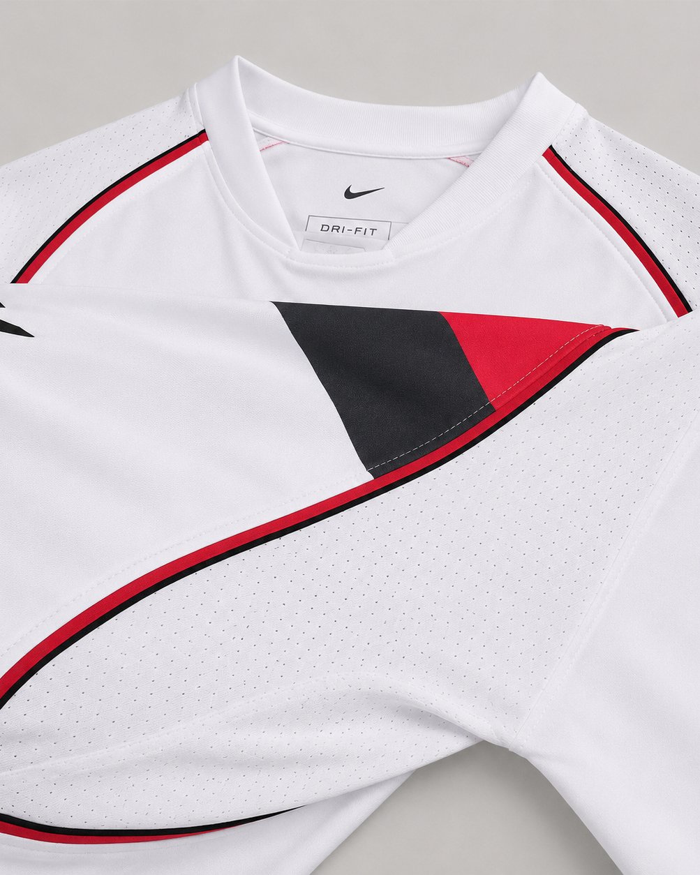 Flamengo shirt away 2002/03 con dettagli rossi e neri