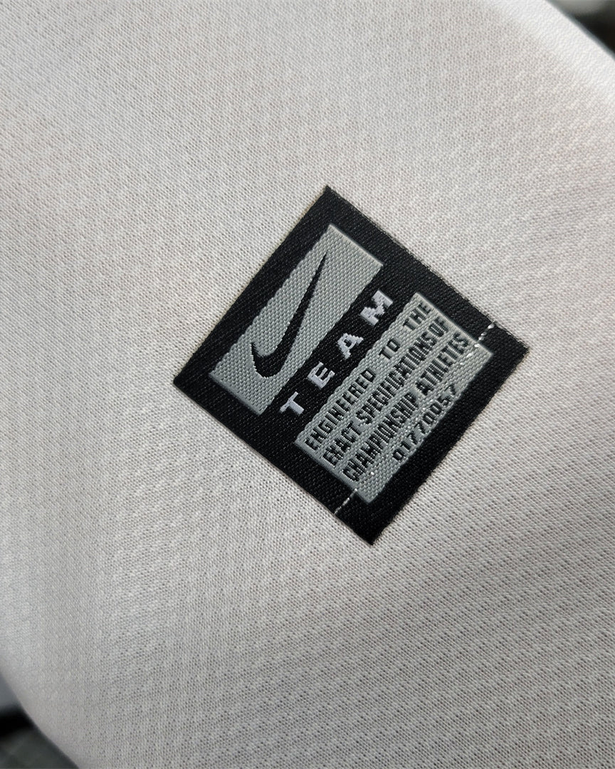 Flamengo away shirt 2008/09 design moderno retrò