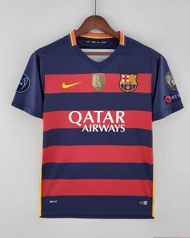 Maglia Barcellona 2015/16 home fronte con sponsor Qatar Airways e logo Nike