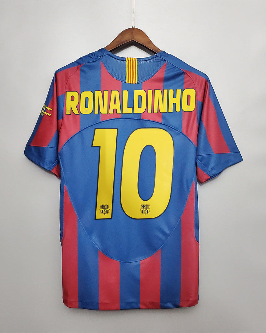 Maglia Barcellona Home 2005/06 Ronaldinho numero 10 retro blaugrana Champions League