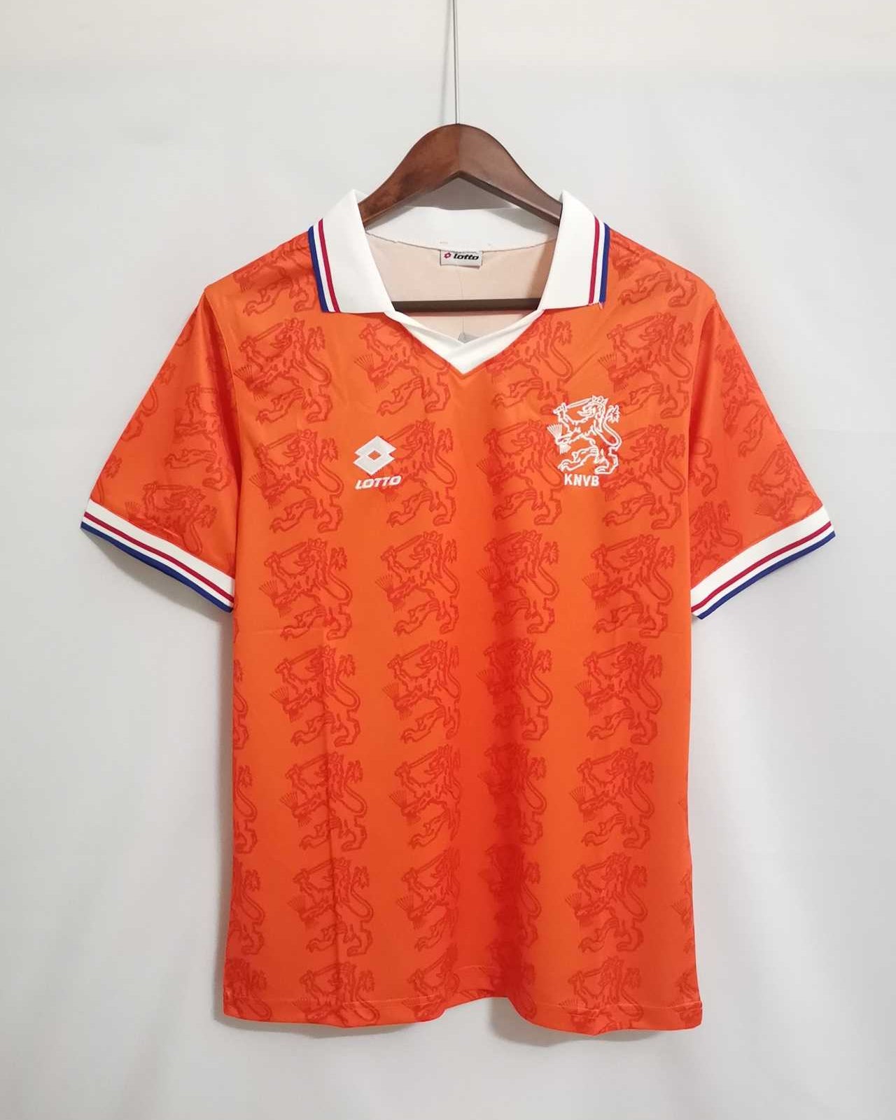 Maglia Olanda 1995 home arancione Lotto vista frontale stemma KNVB