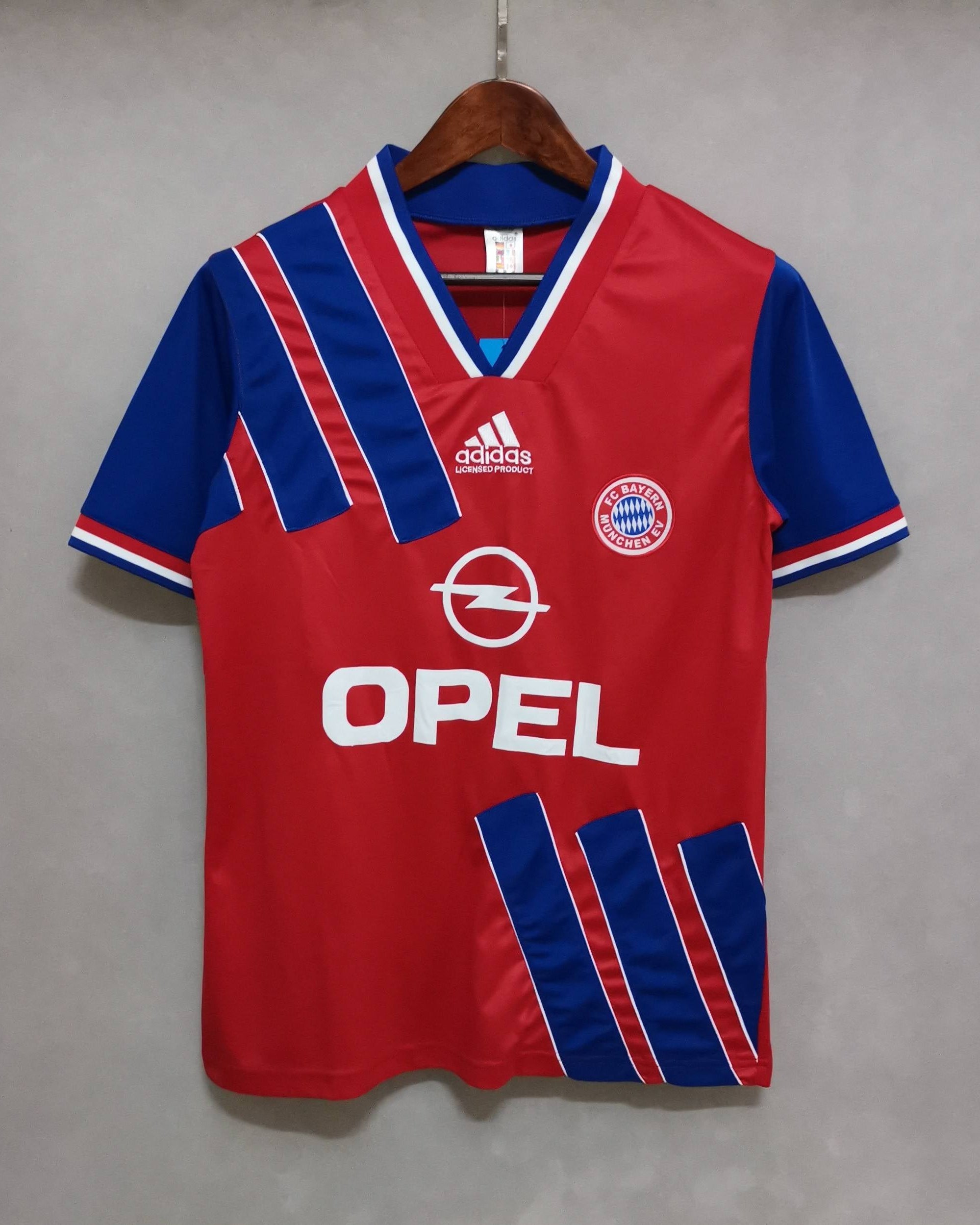 Maglia home Bayern Monaco 1993/94 vintage vista frontale