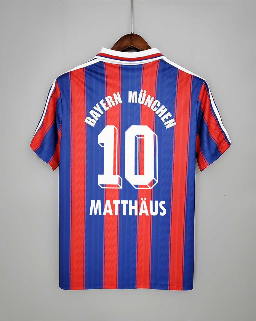 Retro maglia Bayern Monaco 1995/96 stile calcio vintage numero 10