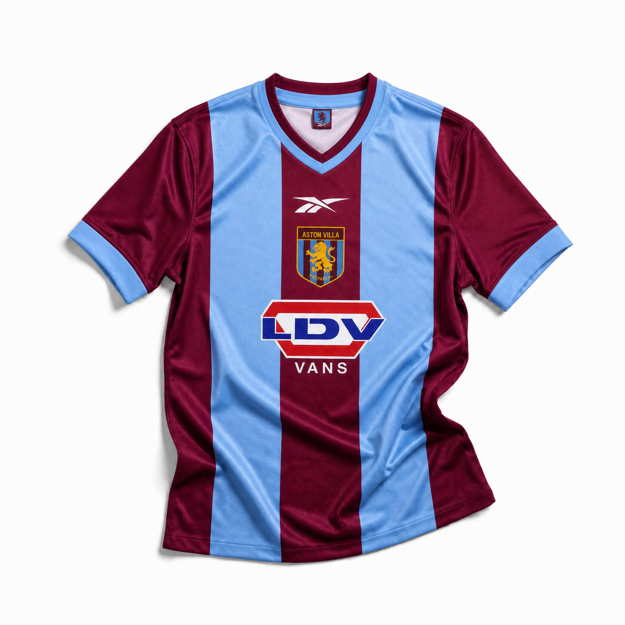 Aston Villa maglia home 1999/00 con strisce bordeaux e azzurre
