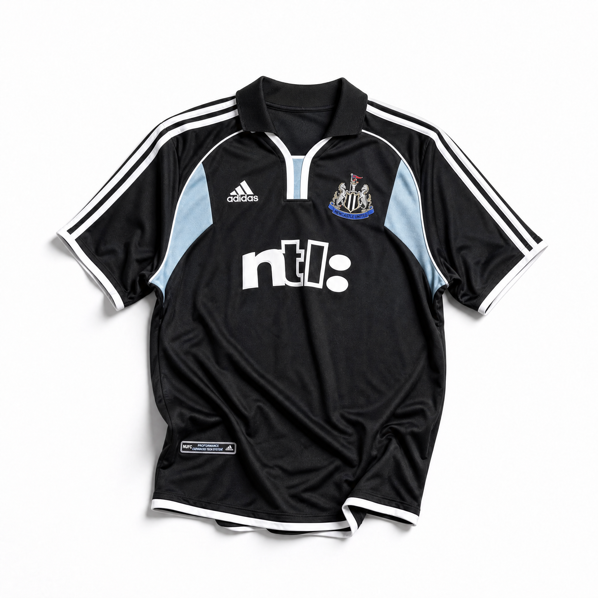 Maglia Newcastle Away 2000/01 blu navy Adidas con sponsor ntl e dettagli bianchi