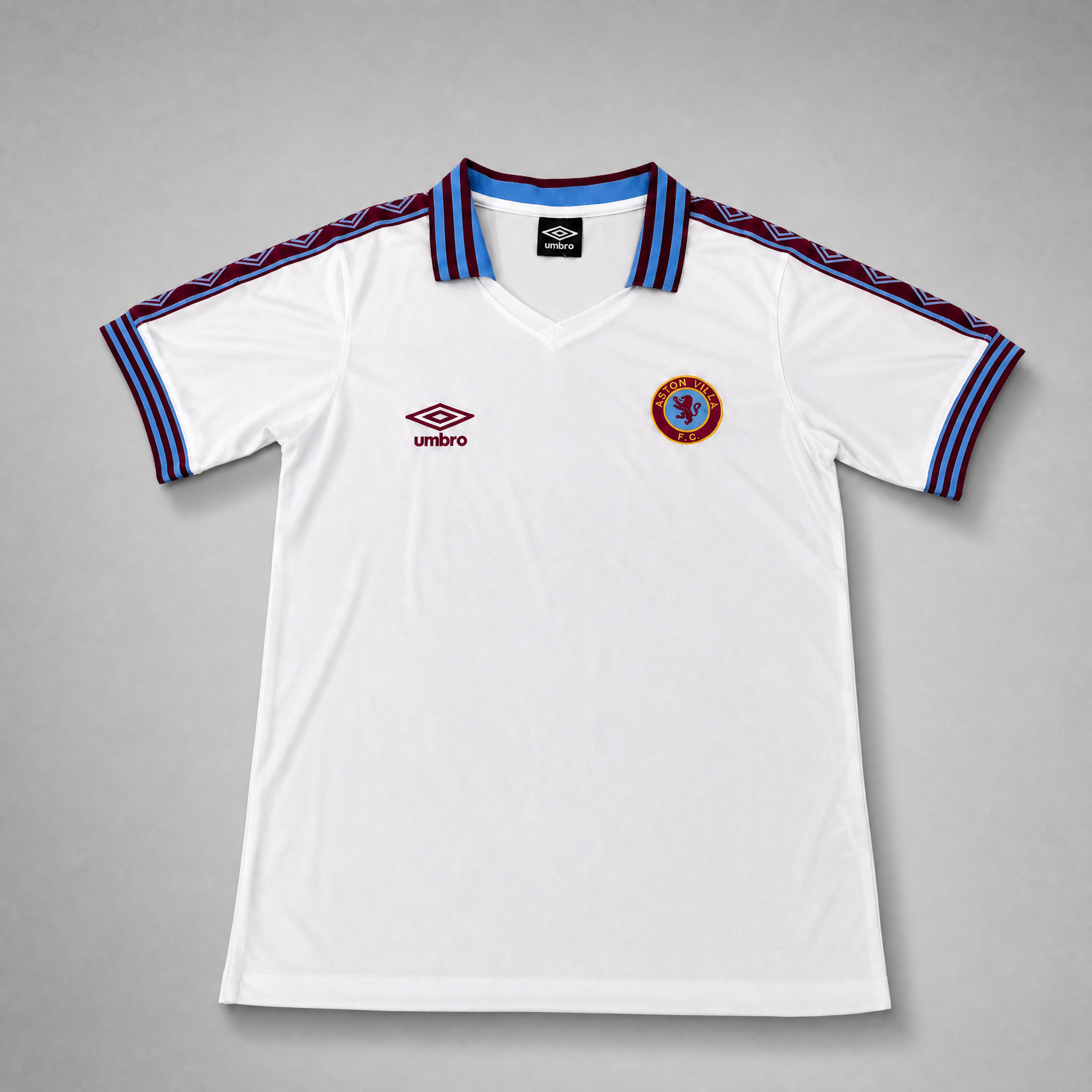 Aston Villa maglia away 1980/81 bianca vista frontale completa
