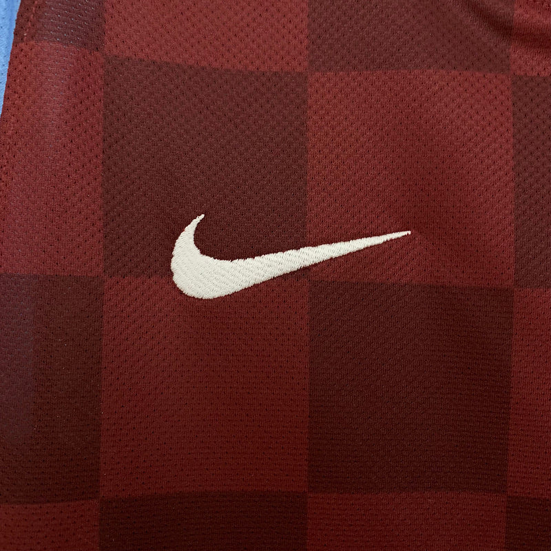 Retro Aston Villa jersey home 2011/12 vista posteriore