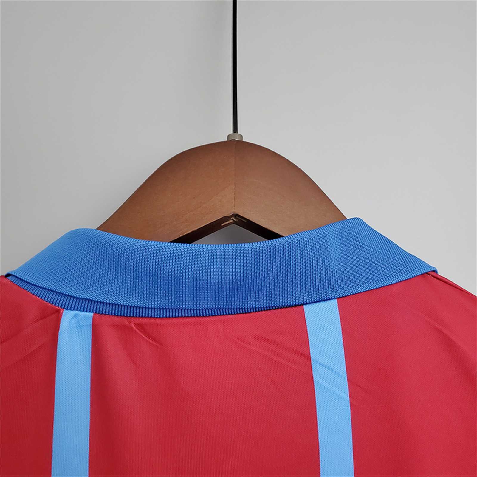 Aston Villa maglia storica inglese anni 90 design classico