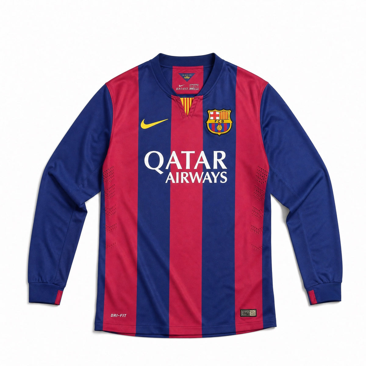 Maglia Barcellona 2014/15 maniche lunghe fronte con strisce rosso blu e sponsor Qatar Airways
